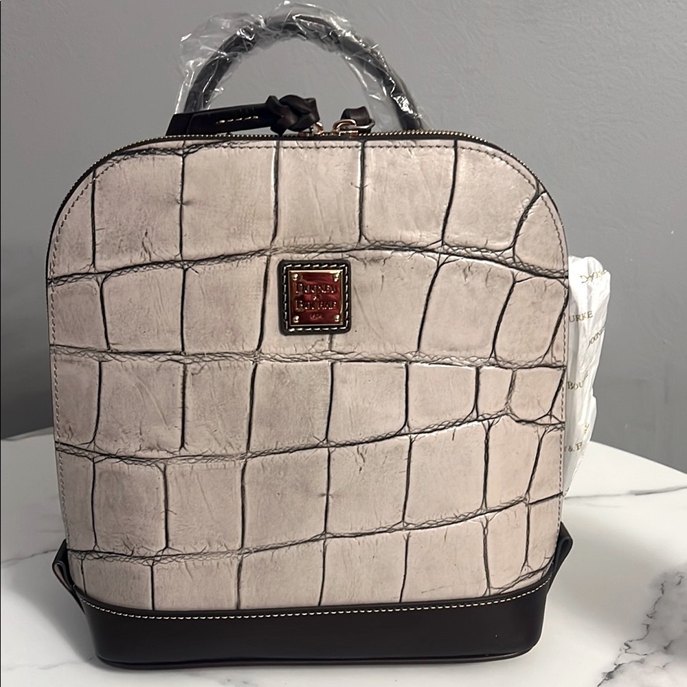 💕💕New Dooney & Bourke Croc Embossed Backpack